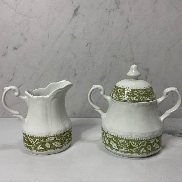 VINTAGE Colonial J&G Meakin Creamer and Sugar set - Picture 1 of 4
